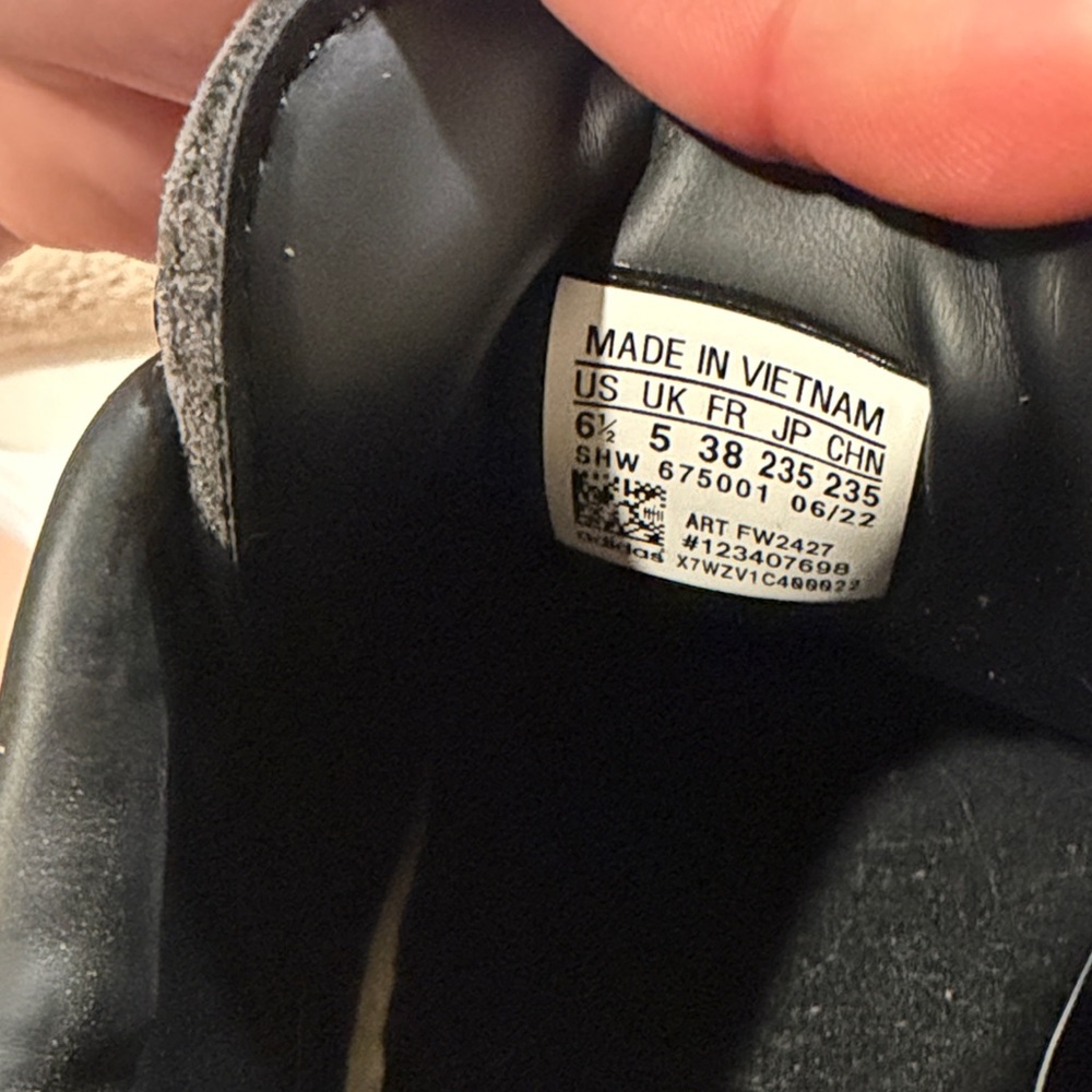 adidas Samba Black White with Gum Sole - Picture 4 of 4